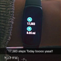 Fitbit LUXE