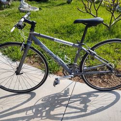 Fuji Silhouette Road Bike