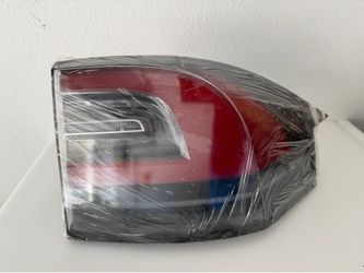 OEM Tesla model X right/ Passenger side taillight