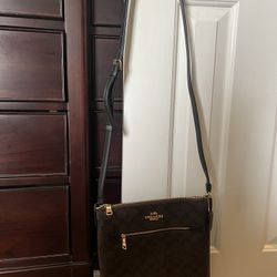 Coach Rowan File Crossbody Bag
