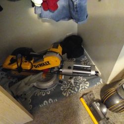 DeWalt Compound Miter Saw 12 Blad Double Bev