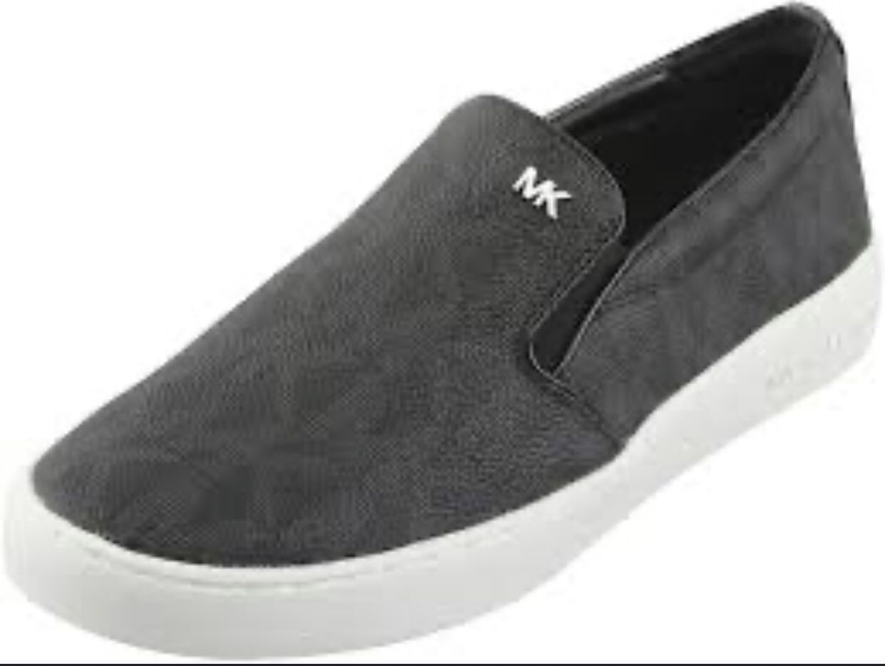 Michael Kors Keaton slide shoes black