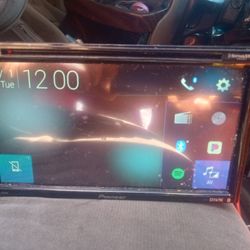 Touchscreen Radios