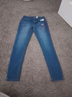 Brand is extremely me,  size is a 14