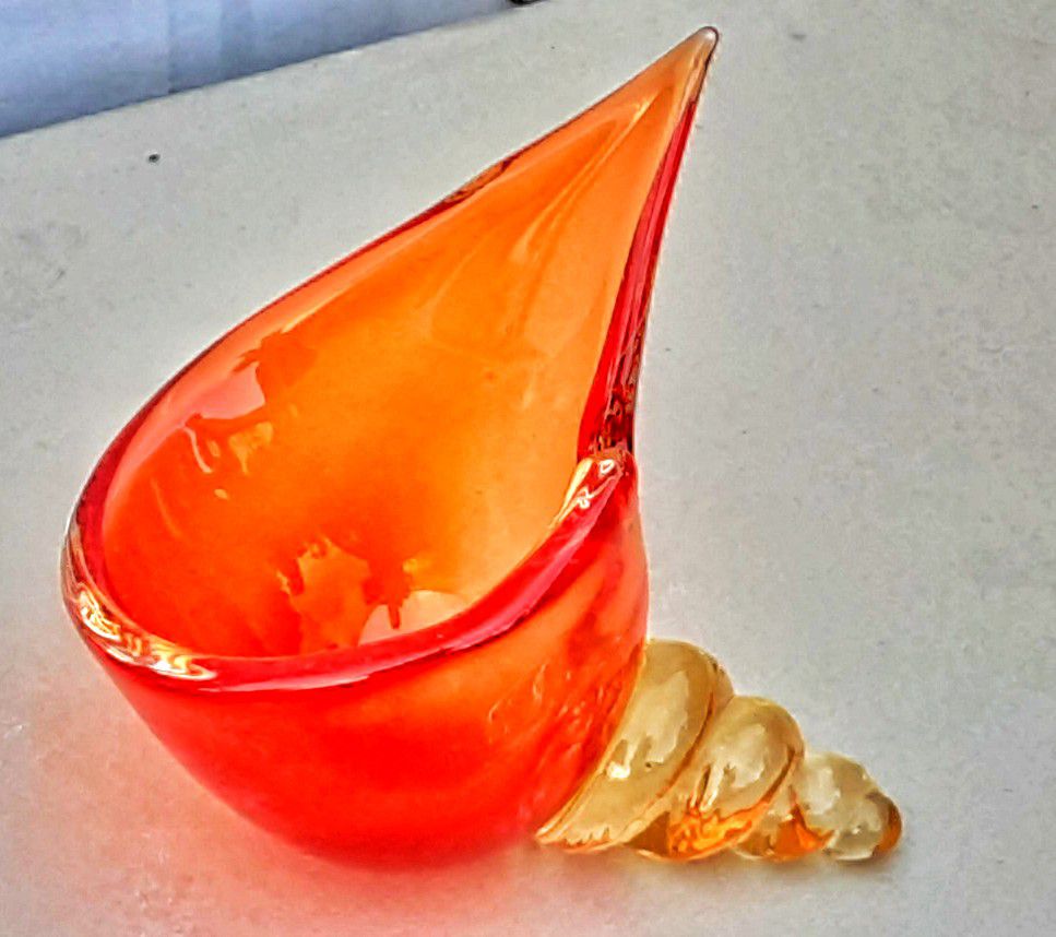 MCM Murano ORANGE & Yellow Oceanic Shell Ashtray Mid Century Modern Art Glass Made In Italy