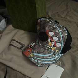 Gucci Hat SEND OFFERS