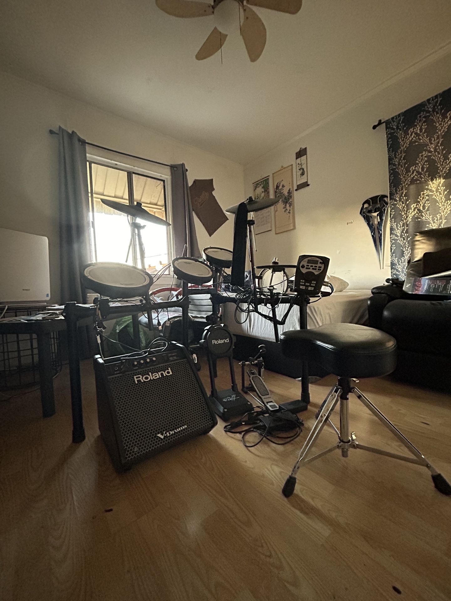 Roland v-drums Virtual Drum Set Complete Drums Electronic Drums