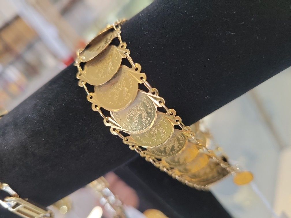 18kt Gold Coin Bracelet 