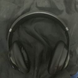 Beats Studio Pro 4