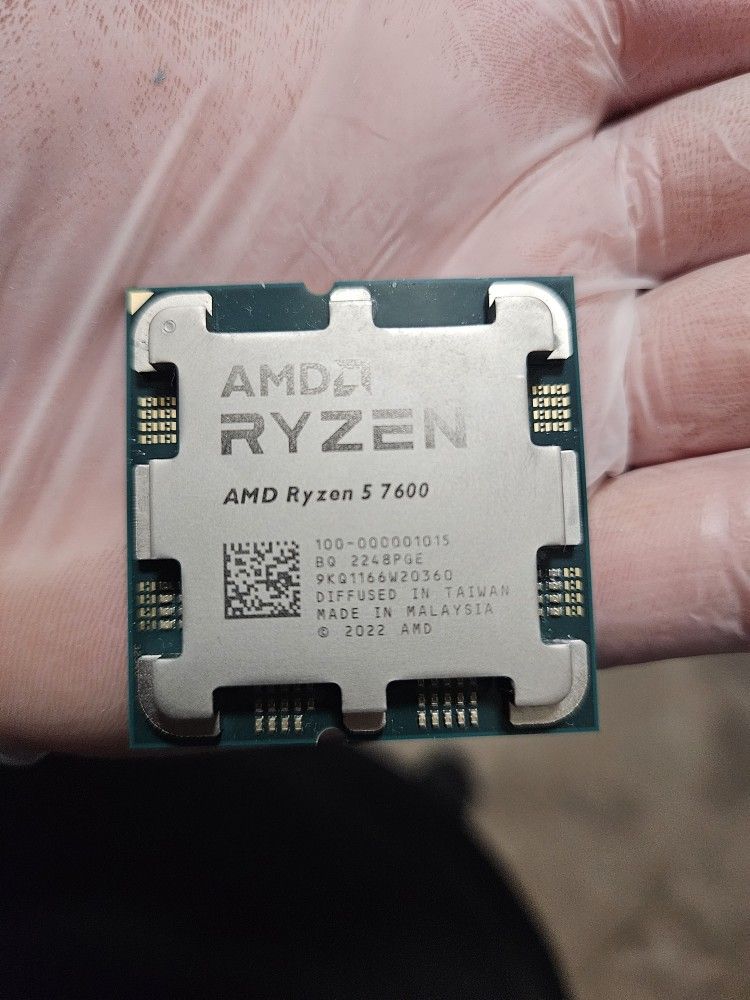 Ryzen 5 7600 CPU