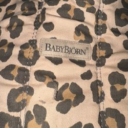 Baby Bjorn Mini Carrier (Leopard)