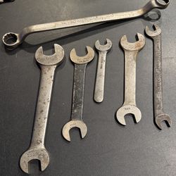 Vintage Billings Wrench Lot. Includes L-455 7/8” X 13/16”, No. 1128 5/8 x 9/16, No. 1330 3/4” X 7/8”, No. 629 11/16” X 25/32”, No. 1004-702 3/8”, & No