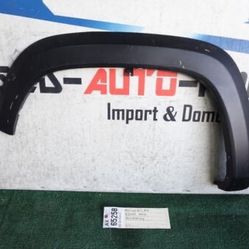 2016 - 2020 - 21 - 2022 TOYOTA TACOMA FRONT LEFT FENDER FLARE ARCH MOLDING OEM AX65258