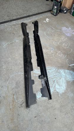 Camaro Side Skirts (2016+)