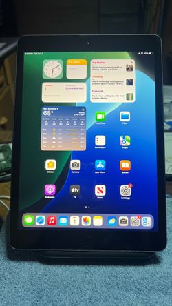 Space Gray Apple IPad Pro