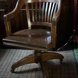 W.H. Gunlocke Bankers Swivel Tilt Office Chair 