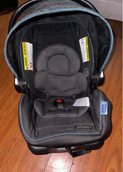 Graco baby car seat