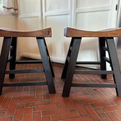 2 stools  wooden/metal