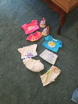 BUILD-A-BEAR OUTFITS/CLOTHES & SKETCHERS SHOES SEE DESCRIPTION
