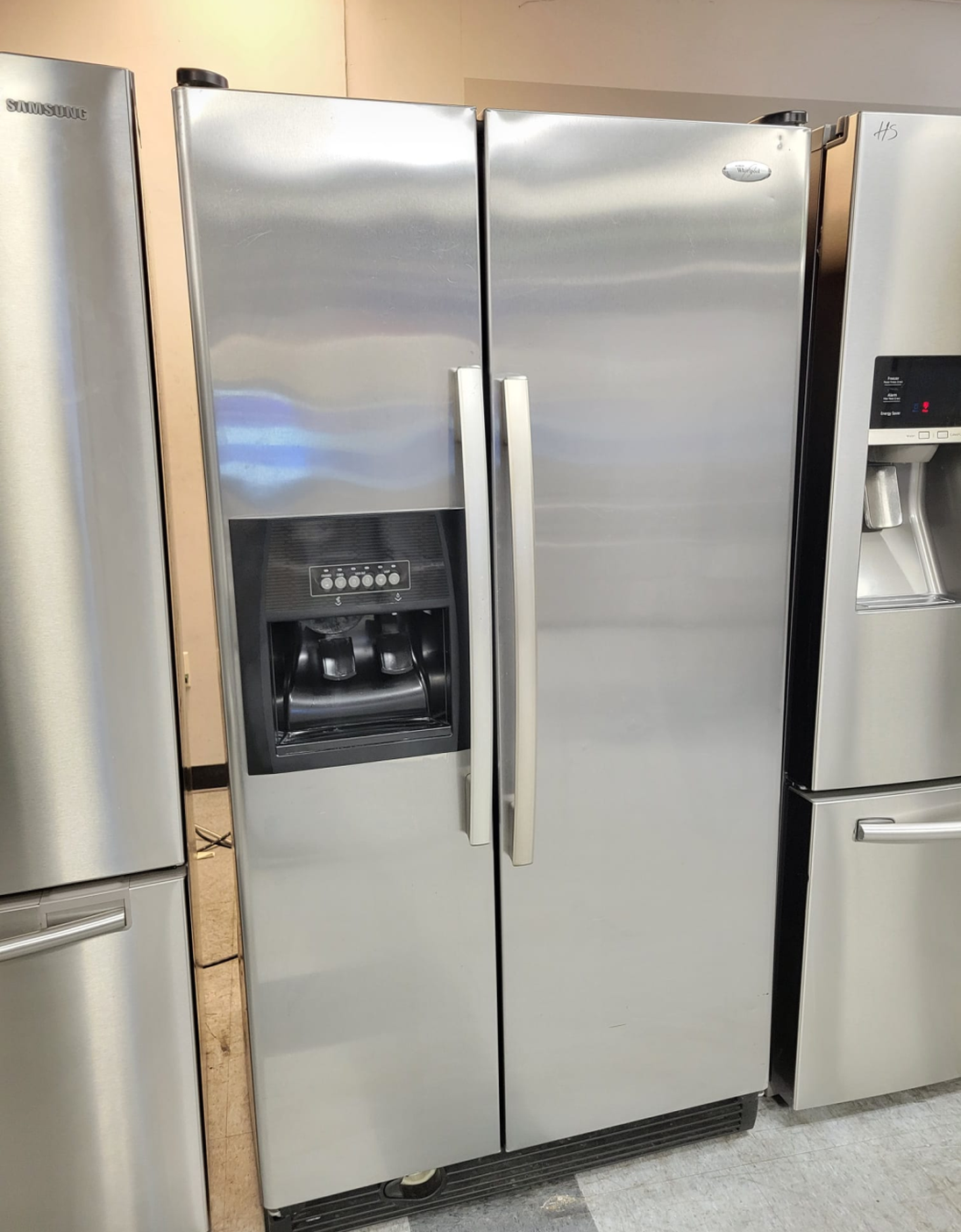 Whirlpool Side‑by‑Side Stainless Fridge – Ice & Water