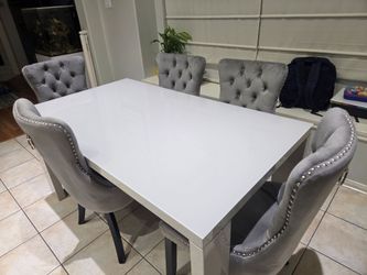 Glass top Dining table 5'×3'    5 chairs