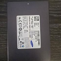 Samsung 2.5 128gb SSD hard drive