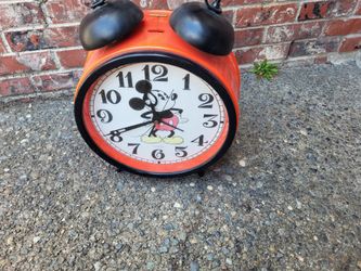 Mackey Mouse giant alarm clock