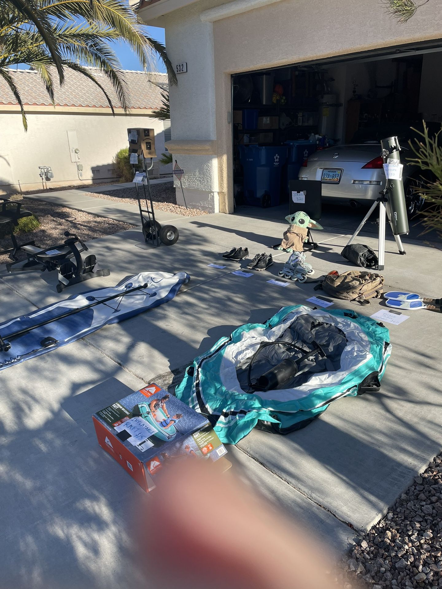Garage sale - 532 Startop Street