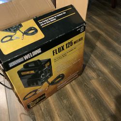 Chicago Electric Flux 125 Welder