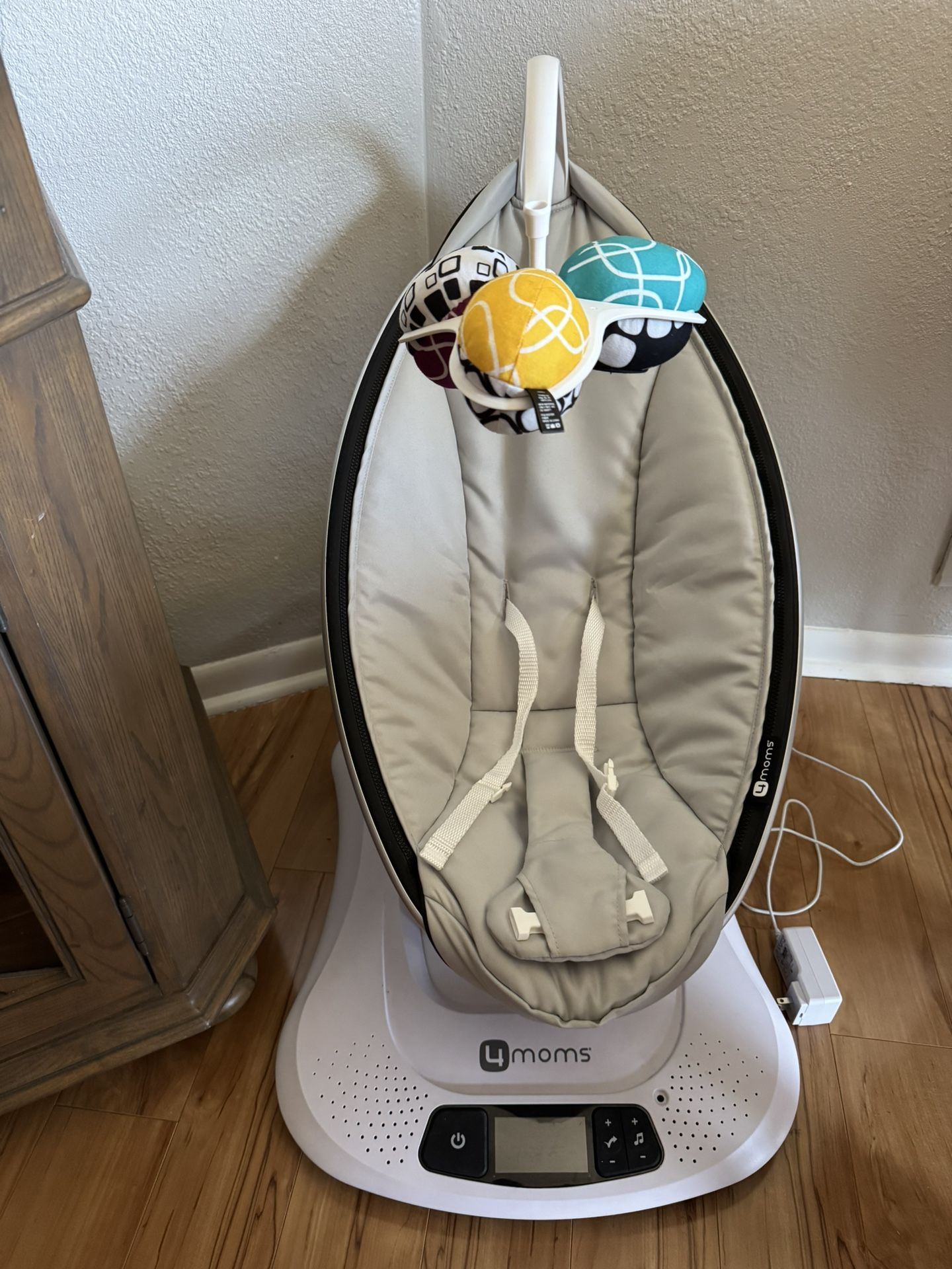 4moms MamaRoo Swing