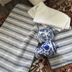 Bathroom mates, beautiful blue, and white color with two glass