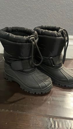 Little Kids Black Snow Boots, Size 12