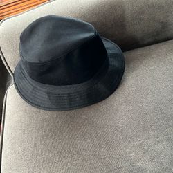 Beautiful Black Hat For Men