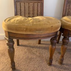 3 Antique Wood Dining Chairs ( Hibritin Furniture) 