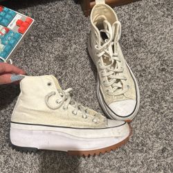 White High top Converse 