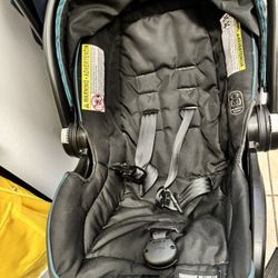 Graco Car seat 
