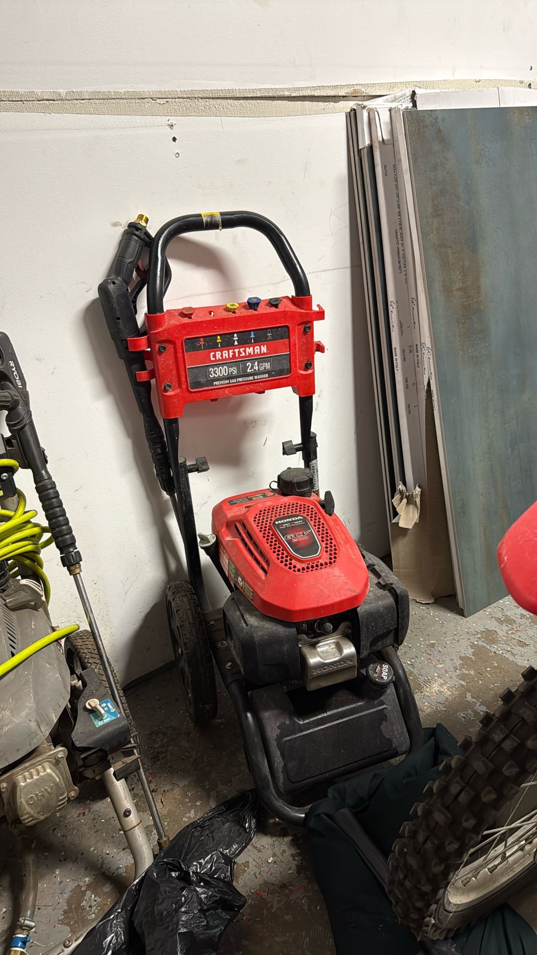 Craftsman 3300 PSI 2.4 GPM gas pressure washer