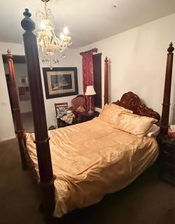 Victorian Style Queen Bed