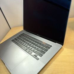 Macbook Pro 16” 2019 with Touchbar