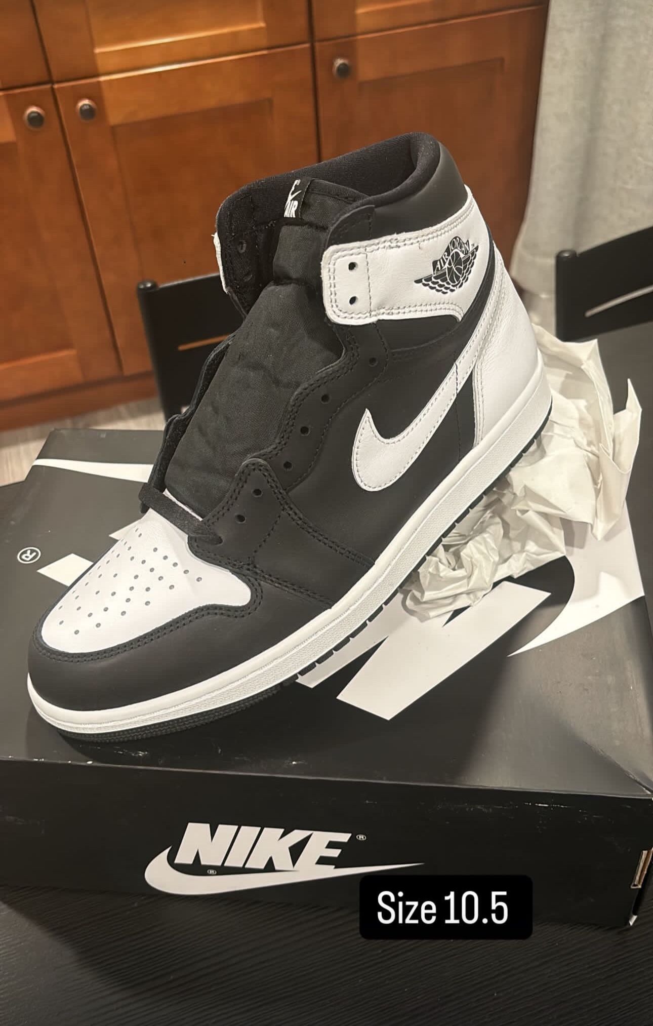 Jordan 1 Mid
