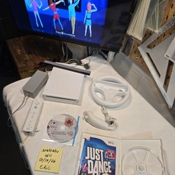 Nintendo Wii RVL-001 Console Bundle Mario Party 8 & Just Dance 3 and Controller