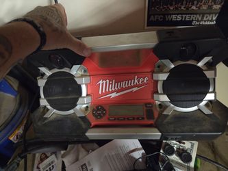 Milwaukee radio