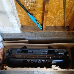 New 2012-2015 Toyota Tacoma Grill