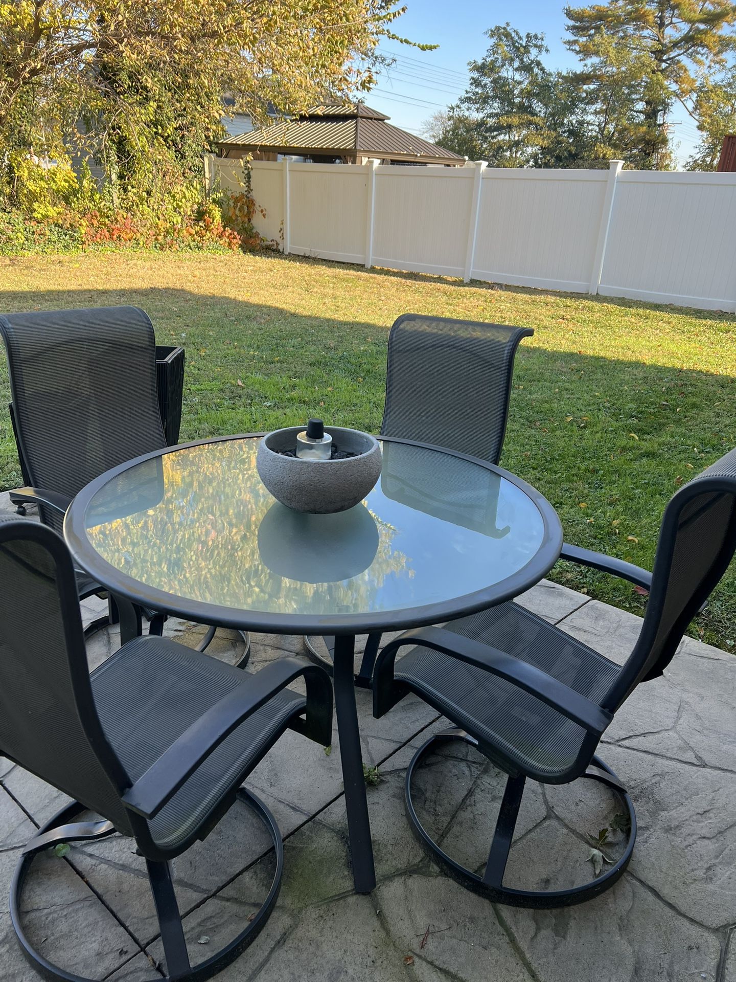 Outdoor Patio Set w/4 Chairs 