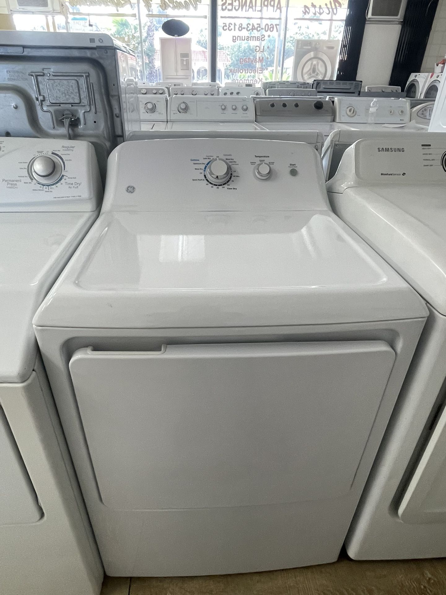 G.E Electric Dryer In Excellent Condition