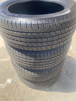 (4) Kumho Crugen Premium 235/55R19 101H (AO) A/S All Season tires 95% with 2024 DOT  