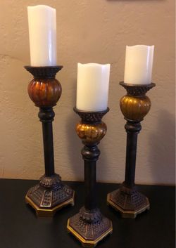 Candle holders set