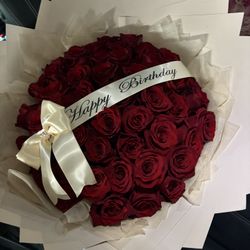 50 Red Roses Ramo Buchon 
