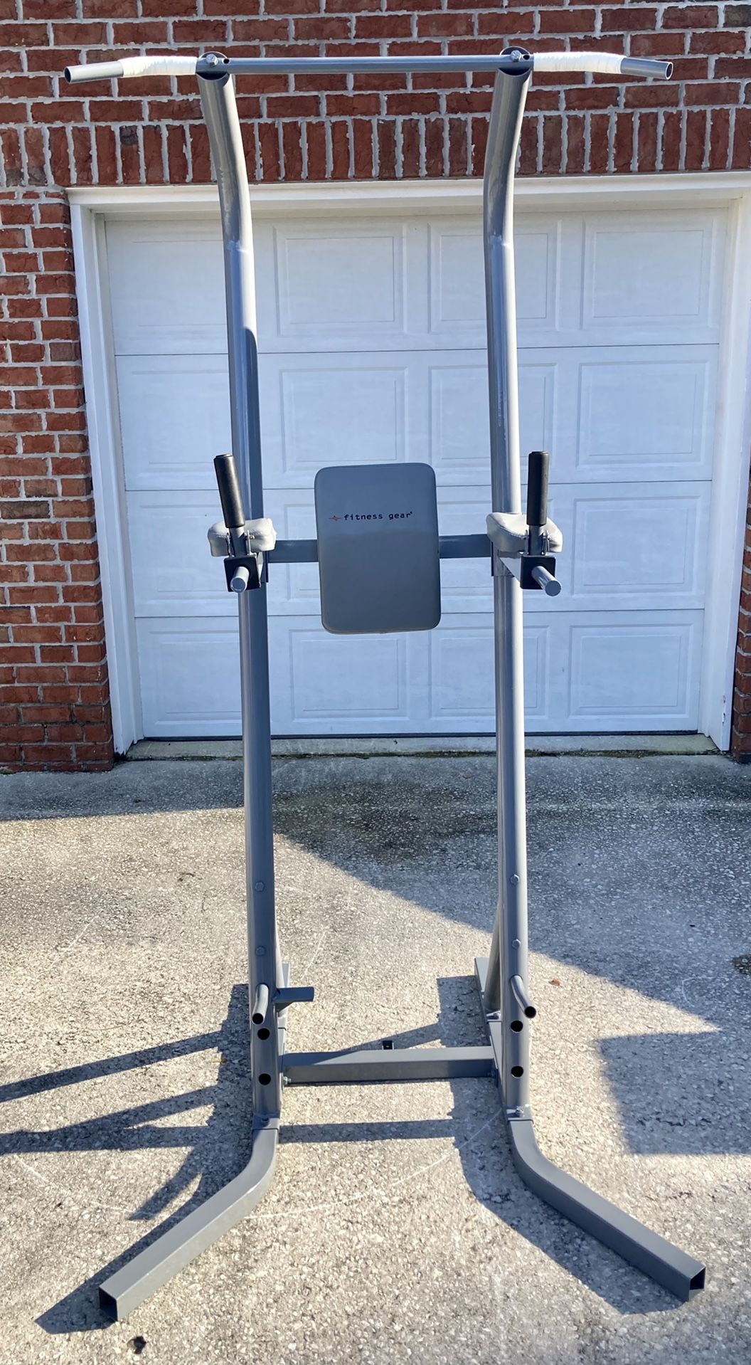 Fitness Gear FG800 Power Tower Dip Pull Up Ab Workout Crossfit Station