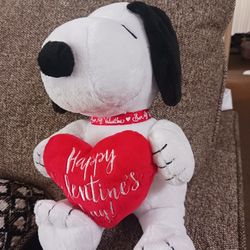 Peanuts Musical Snoopy 12" Happy Valentine's Heart Plays Linus & Lucy Song 🎵 